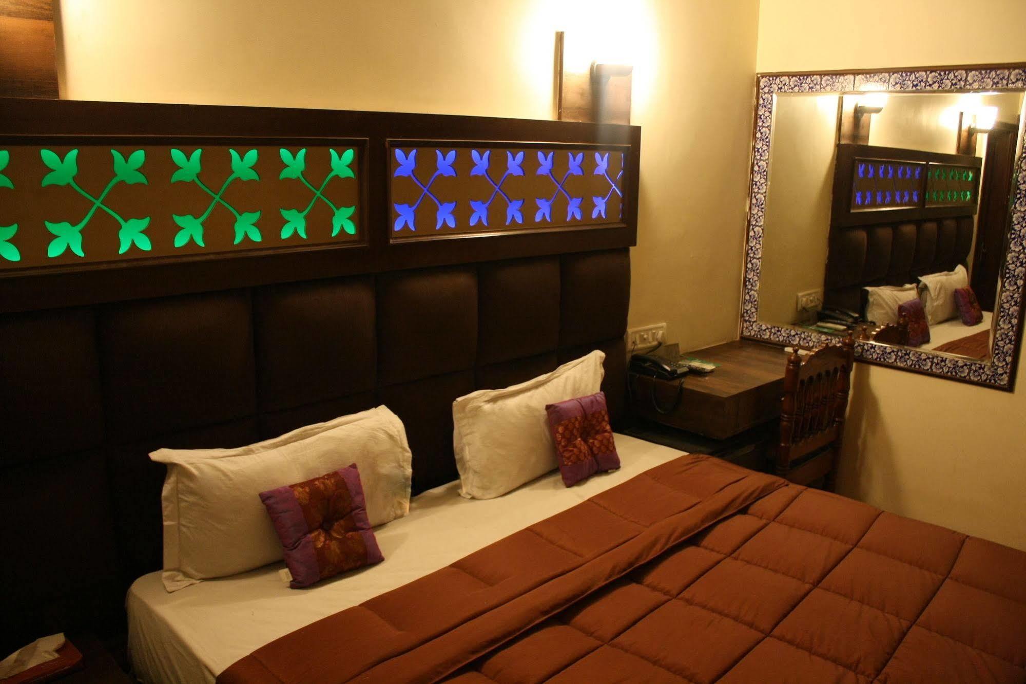 Hotel Shalimar Jaipur Extérieur photo