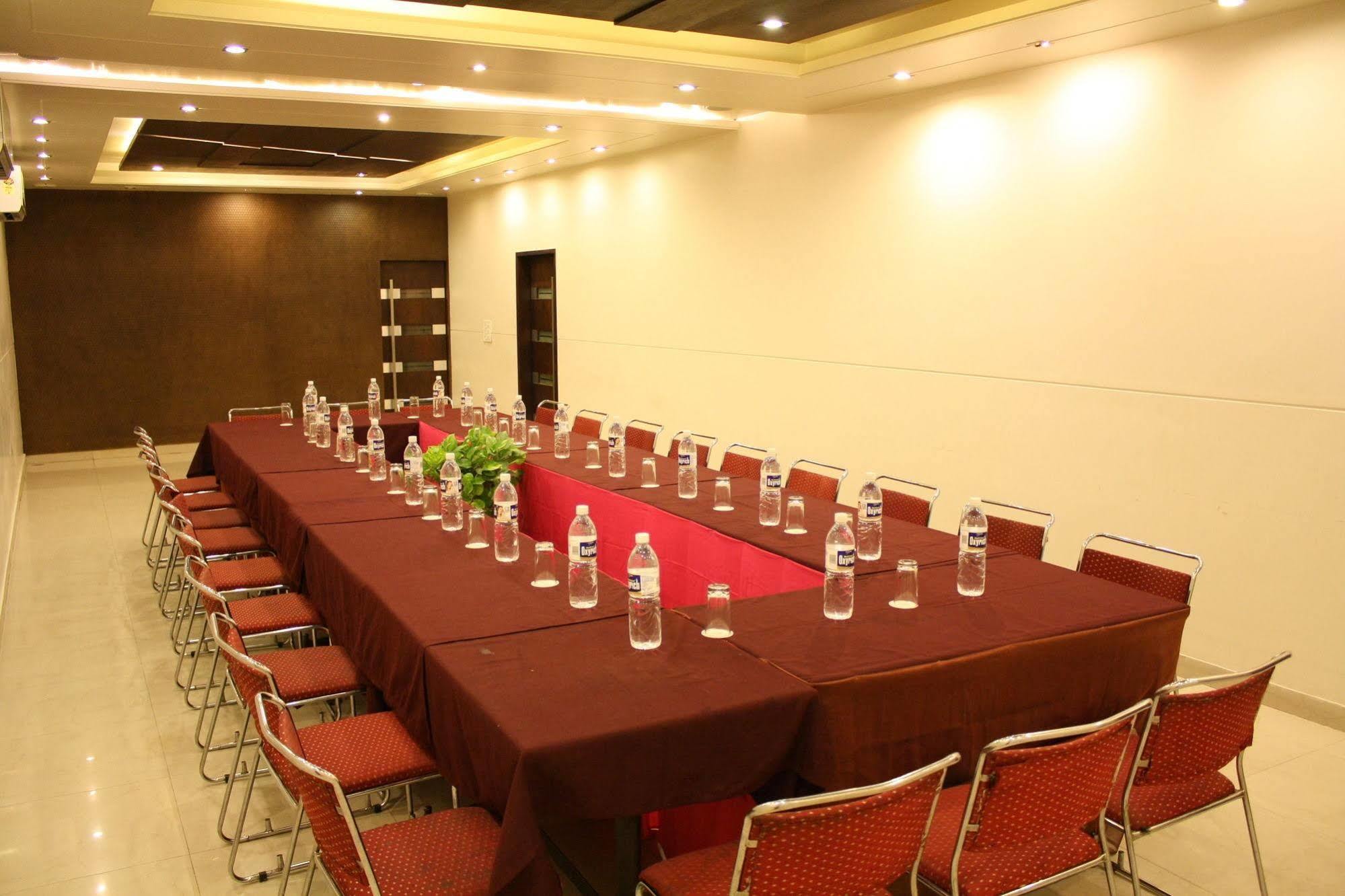 Hotel Shalimar Jaipur Extérieur photo